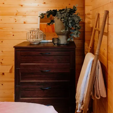 Nyaraló Romantisch Wellness Boshuisje Met Sauna & Hottub